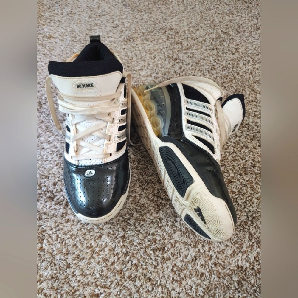 Vintage Y2K Adidas Bounce Sneakers Women's B&W Basketball Shoes Size 6.5
